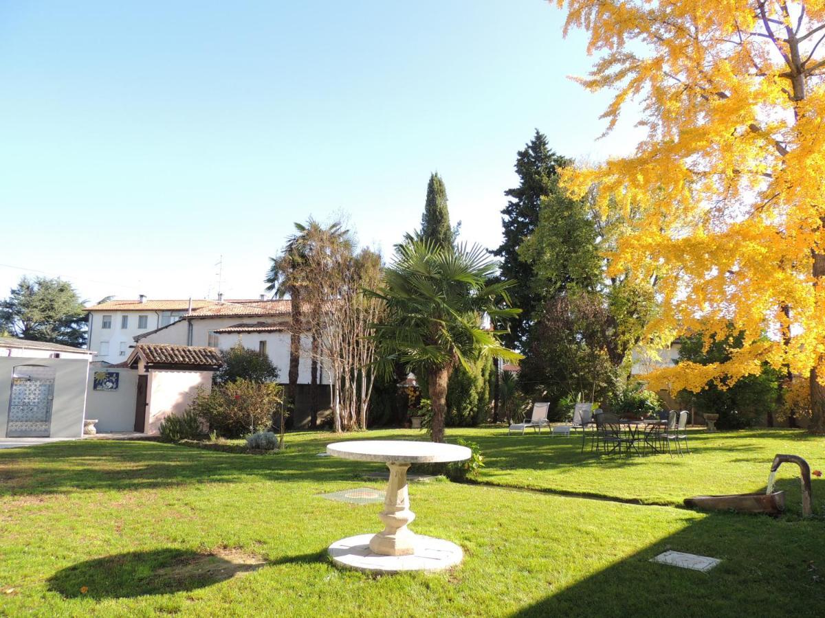 Ginkgo Guest House Ronchis Exterior photo